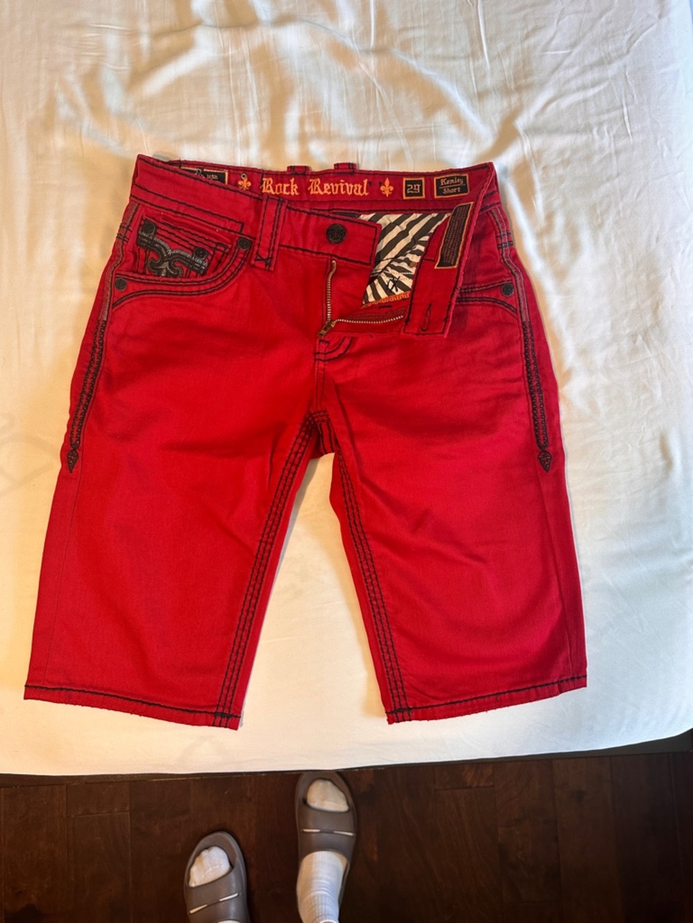 Rock Revival Men's Bright Red Embroidered Denim Shorts size 29